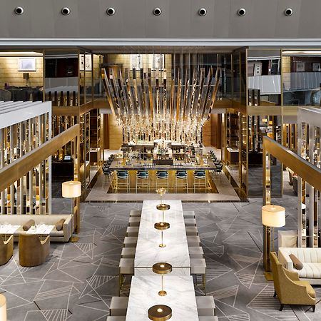 Torre Melina, A Gran Melia Hotel Barcelona Exteriér fotografie The lounge at the airport